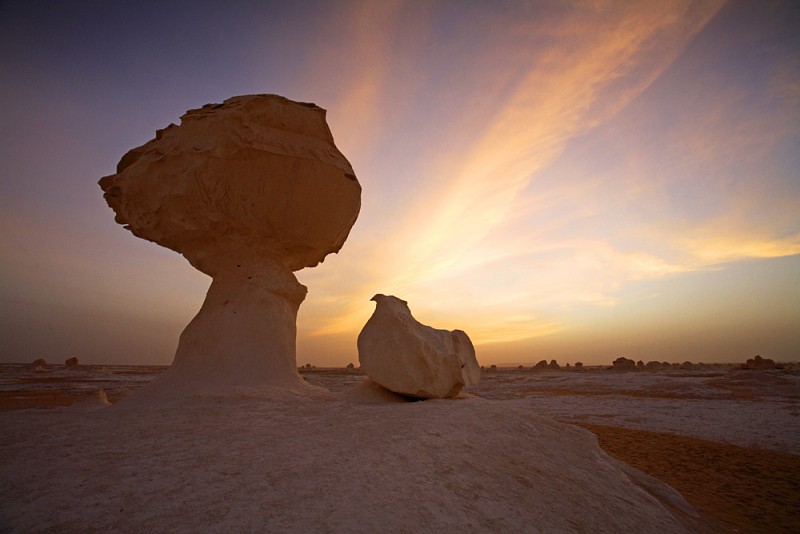 White desert 2 days 4 wheel drive overnight camp